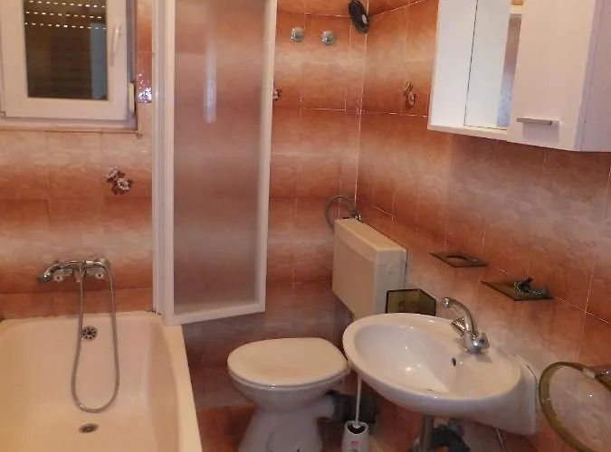 Apartament By The Sea - Gornja, Rab - 5054 Supetarska Draga
