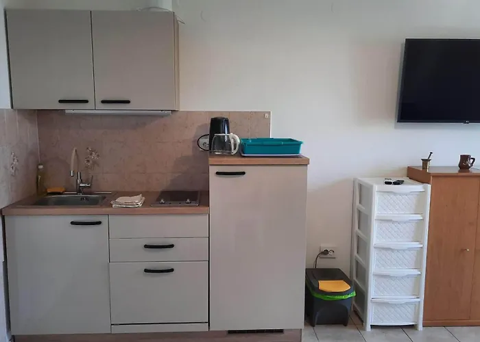 Apartament By The Sea - Gornja, Rab - 5054 Supetarska Draga