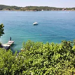 Apartment By The Sea - Gornja, Rab - 5054 Supetarska Draga
