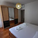 Apartment By The Sea - Gornja, Rab - 5054 Supetarska Draga